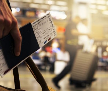 Préparation de vacances : quand acheter son billet d'avion ?